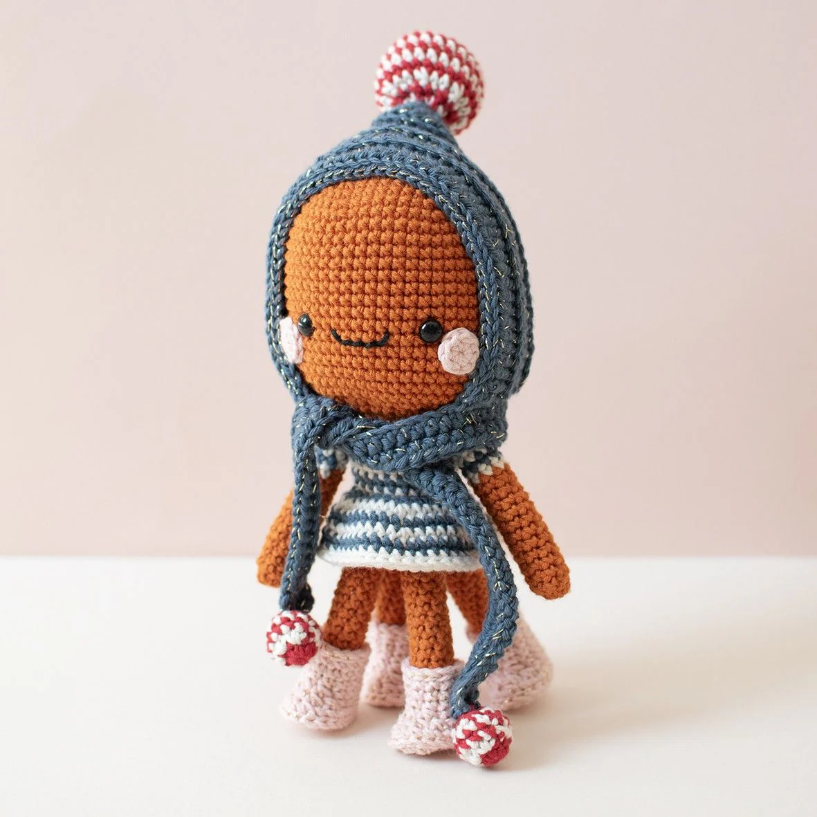 Anita Octopus - Crochet Kit - Image 2
