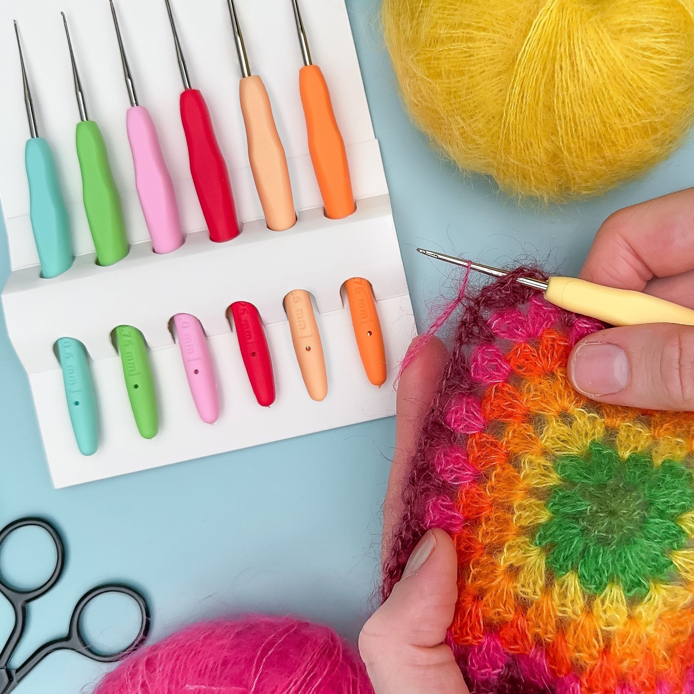 Easy Touch Crochet Hook Set - 6 sizes - Image 2