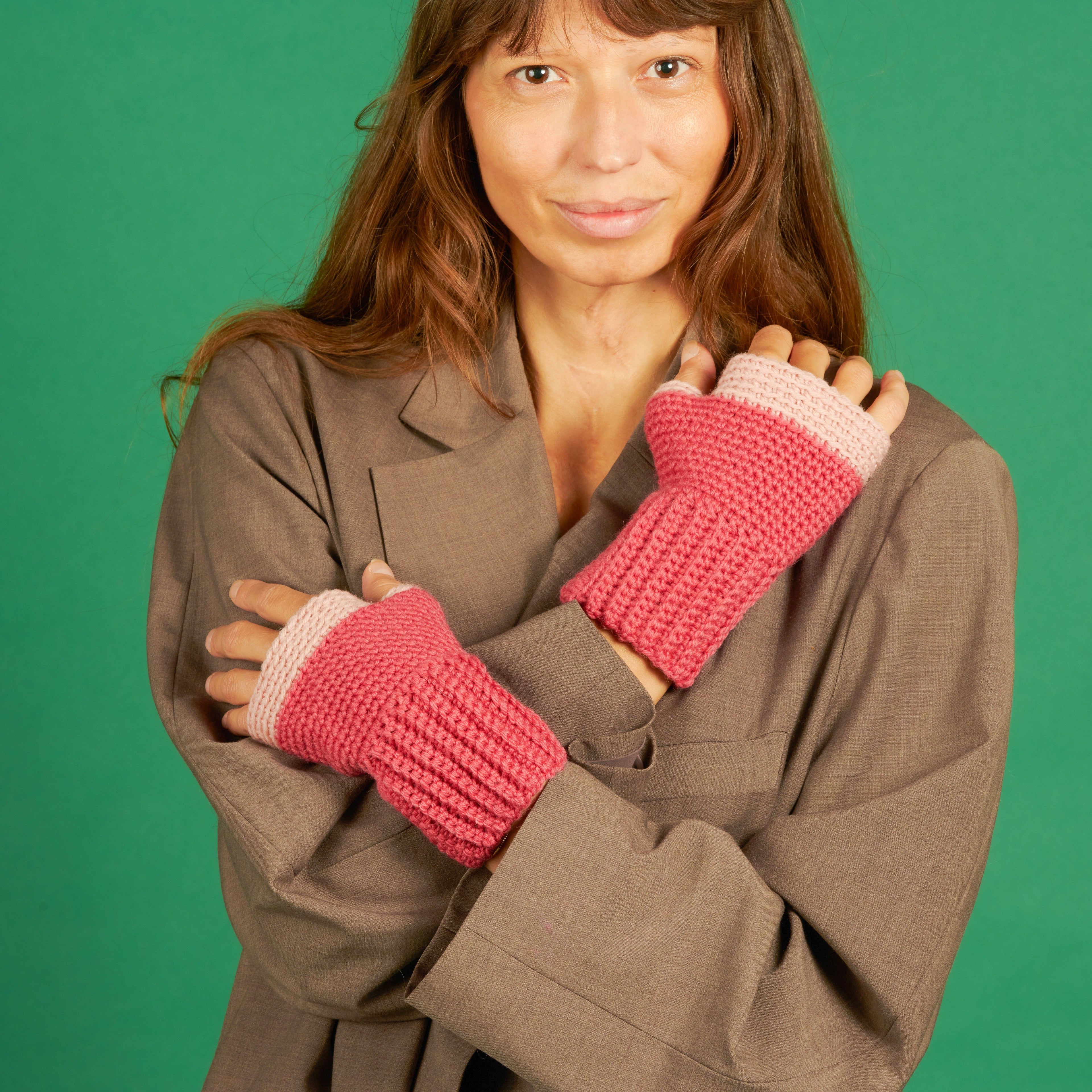Penny - Fingerless mittens - Image 2