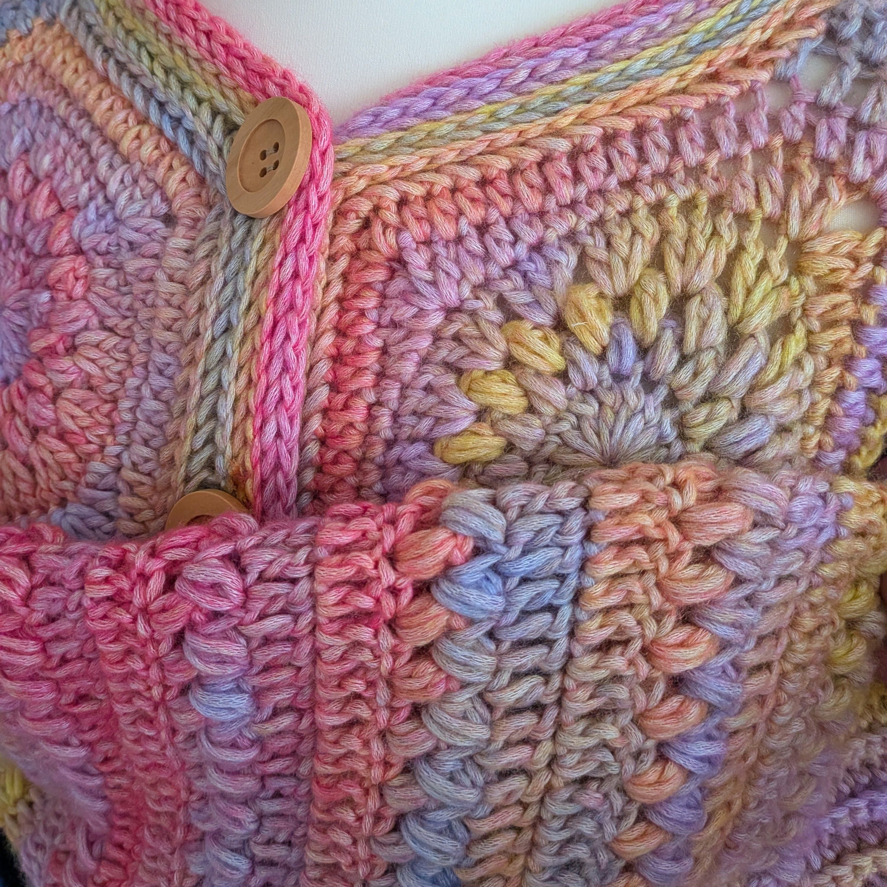Dahlia - Cardigan - Image 4