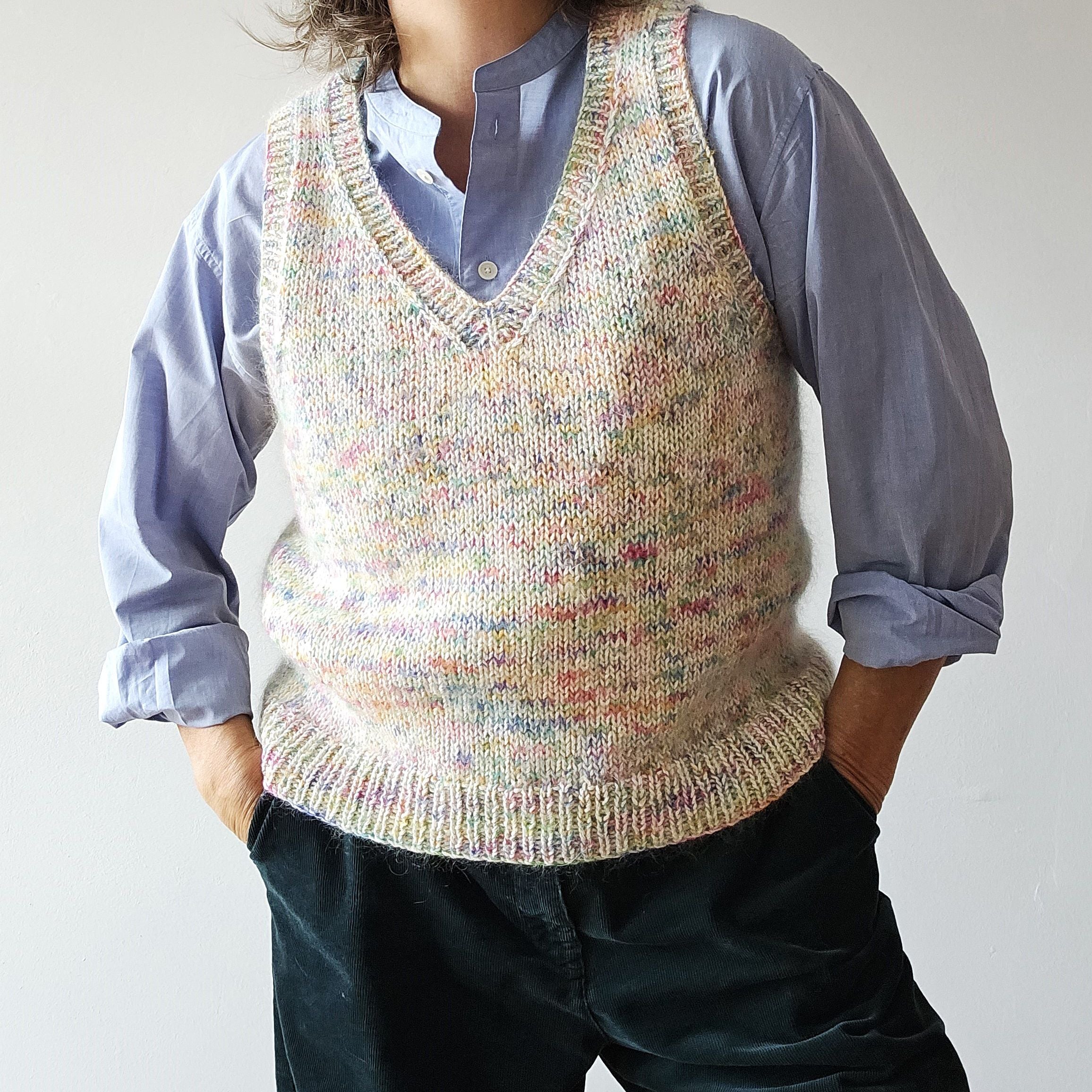 Betty Vibrant - Vest - Image 3